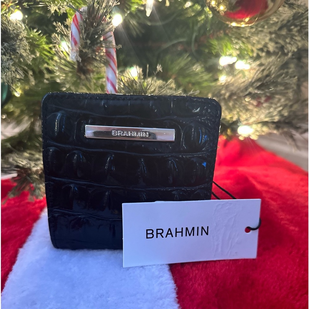 Small beautiful black Brahmin wallet! NWT!!